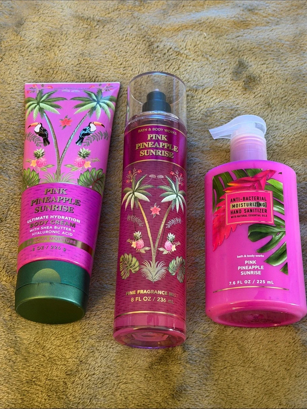 Bath & Body Works Pink Pineapple Sunrise Body Care Trio - Pink